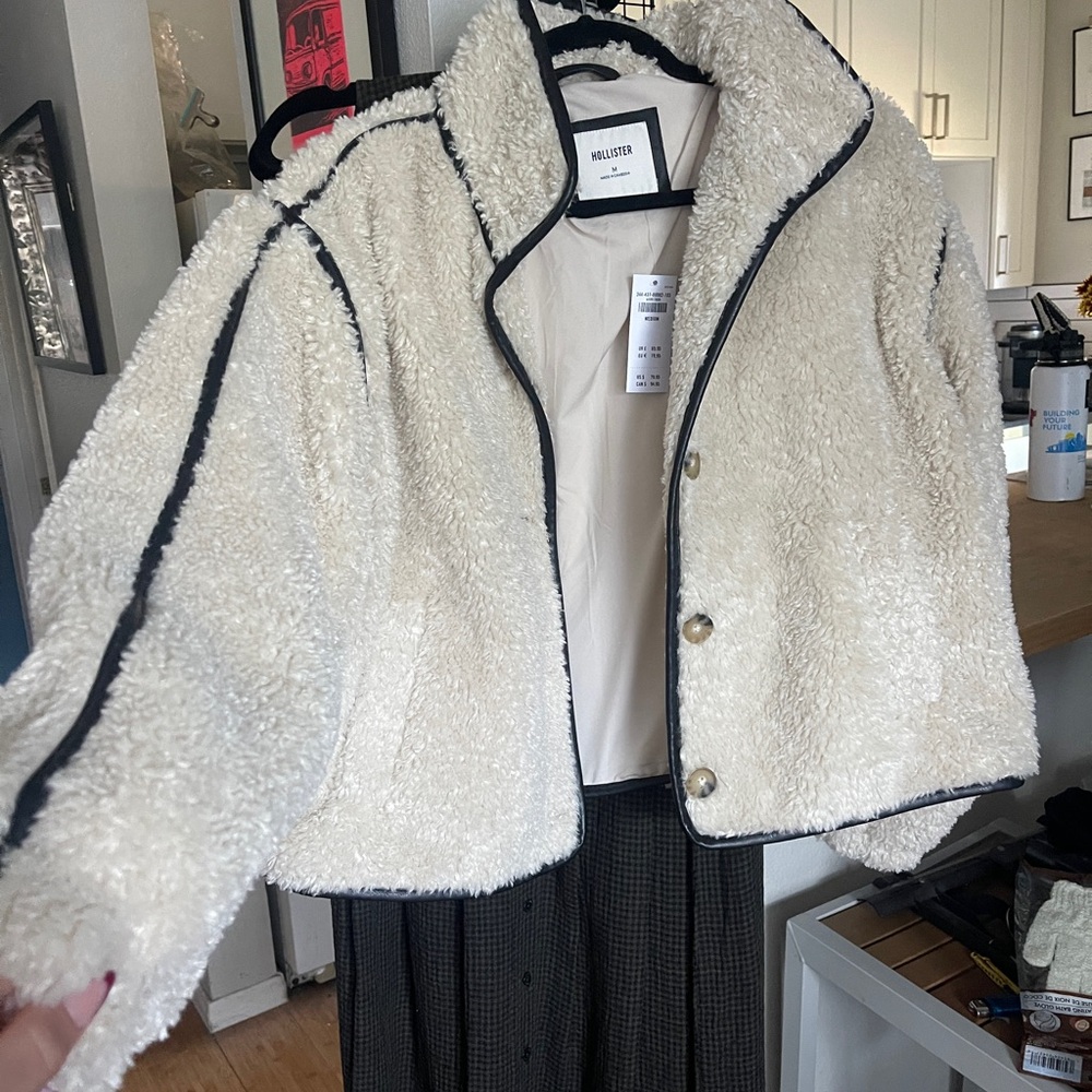 Hollister Women's Sherpa Jacket